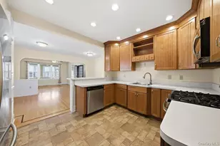 4376 Katonah Ave, Bronx, NY 10470 - Photo 8