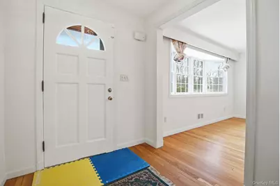 80 Roaring Brook Road, Chappaqua, NY 10514 - Photo 4