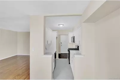 3201 Grand Concourse #4M, Bronx, NY 10468 - Photo 28