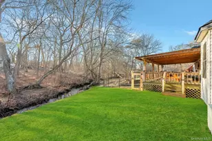 20 Tulip Ct, Moriches, NY 11955 - Photo 8