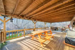 20 Tulip Ct, Moriches, NY 11955 - Photo 12