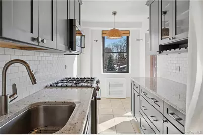 3103 Fairfield Avenue #5D, Bronx, NY 10463 - Photo 6