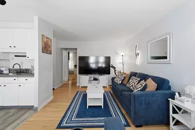 25 Trinity Place #2k, New Rochelle, NY 10805 - Photo 4