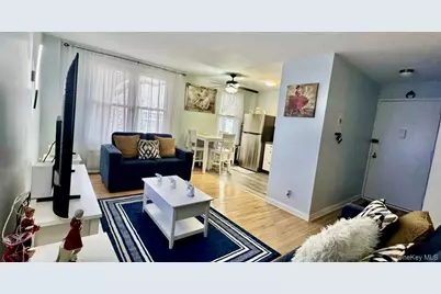 25 Trinity Place #2k, New Rochelle, NY 10805 - Photo 2