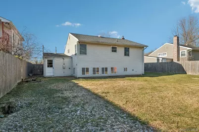 4 Oakley Drive, Huntington Station, NY 11746 - Photo 22