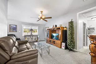 19 Evelyn Rd, Port Jefferson Station, NY 11776 - Photo 4