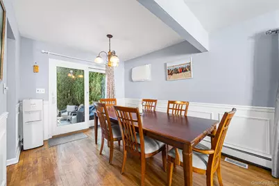 27 Gaylore Drive S, Amityville, NY 11701 - Photo 10