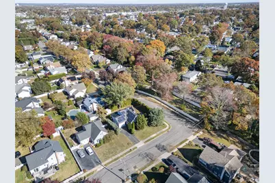 27 Gaylore Drive S, Amityville, NY 11701 - Photo 28