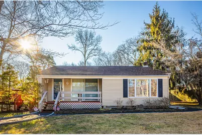 2 Fenwick Street, Mastic, NY 11950 - Photo 2