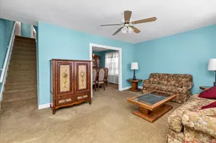 59 Stratford Ave, Williston Park, NY 11596 - Photo 4