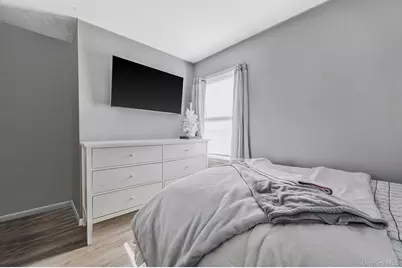 131 Joline Road, Port Jefferson Station, NY 11776 - Photo 18