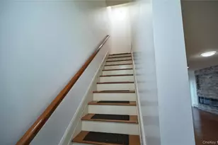 102 Cove Ct, Bronx, NY 10473 - Photo 16