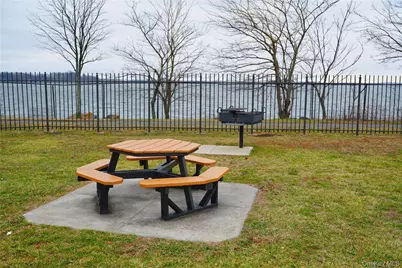 102 Cove Court #A, Bronx, NY 10473 - Photo 36