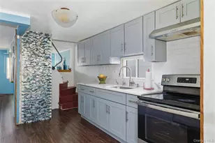 255 Evans Ave, Elmont, NY 11003 - Photo 10