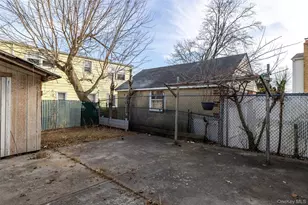 255 Evans Ave, Elmont, NY 11003 - Photo 22