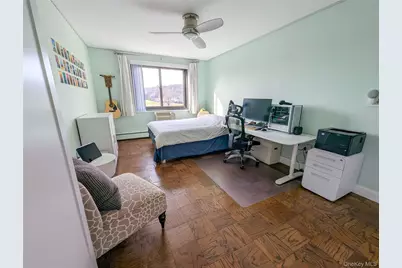 100 E Hartsdale Avenue #4JE, Hartsdale, NY 10530 - Photo 6