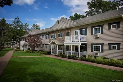 554 New Highway #3-2A, Hauppauge, NY 11788 - Photo 2