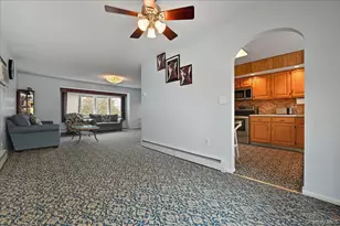 400 Plainview Rd, Hicksville, NY 11801 - Photo 10