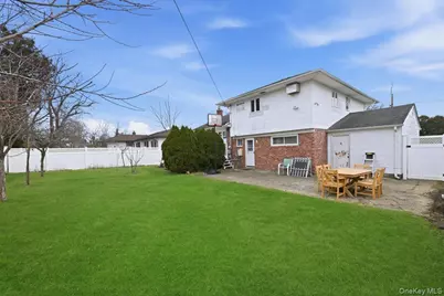 400 Plainview Road, Hicksville, NY 11801 - Photo 30