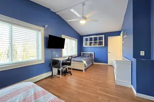 58 N Evergreen Dr, Selden, NY 11784 - Photo 14