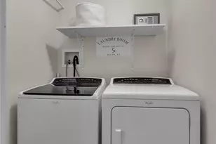 29 3rd Ave, Port Washington, NY 11050 - Photo 24