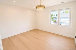 23 Glade Ln, Levittown, NY 11756 - Photo 16