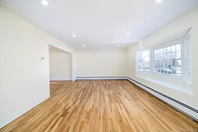8 Patricia Court, Bethpage, NY 11714 - Photo 6