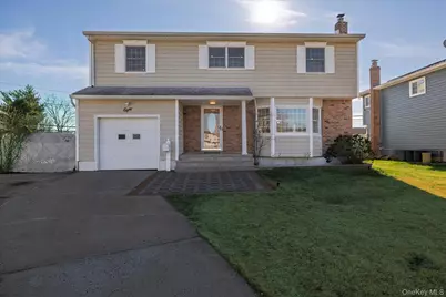 8 Patricia Court, Bethpage, NY 11714 - Photo 1