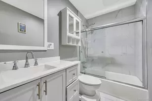 11 Marlo Ln, Hauppauge, NY 11788 - Photo 18