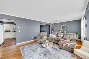 11 Marlo Ln, Hauppauge, NY 11788 - Photo 12