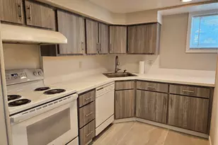 43 Hartman Hill Rd, Huntington, NY 11743 - Photo 4