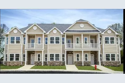 3025 Sunrise Highway #20, Islip Terrace, NY 11752 - Photo 1