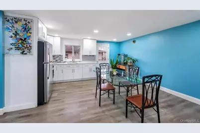 19 Windus Drive, Shirley, NY 11967 - Photo 10