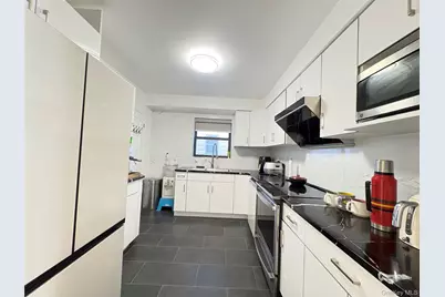 41-75 Morgan Street, Little Neck, NY 11363 - Photo 10