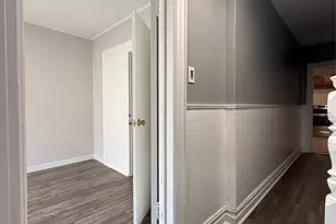 43-13 25th Ave, Astoria, NY 11103 - Photo 2