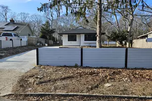 52 Crystal Beach Blvd, Moriches, NY 11955 - Photo 4