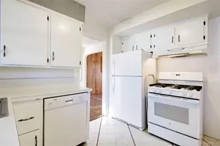 244 Hamilton Ave, West Hempstead, NY 11552 - Photo 14