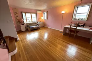 61-52 149th St, Flushing, NY 11367 - Photo 18