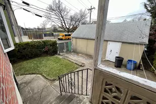 61-52 149th St, Flushing, NY 11367 - Photo 12