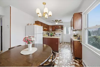 96 White Plains Avenue, West Harrison, NY 10604 - Photo 4