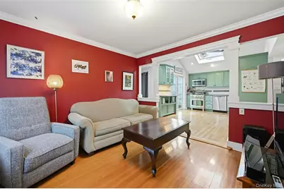 44 Bayberry Drive, Huntington, NY 11743 - Photo 12