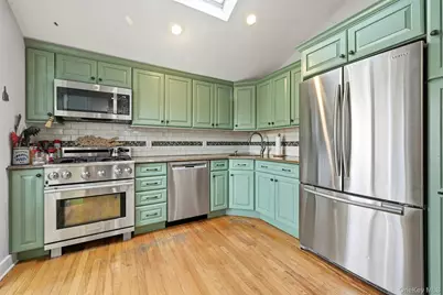 44 Bayberry Drive, Huntington, NY 11743 - Photo 10