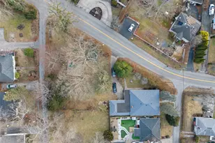 200 N Side Rd, Wading River, NY 11792 - Photo 26