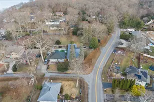 200 N Side Rd, Wading River, NY 11792 - Photo 24