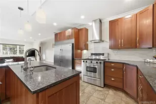 200 N Side Rd, Wading River, NY 11792 - Photo 12