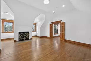 3 Chestnut Ct, Old Westbury, NY 11568 - Photo 24