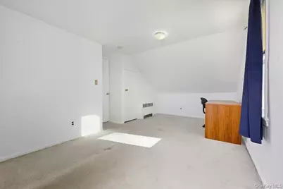 2522 Hewlett Lane, Bellmore, NY 11710 - Photo 22