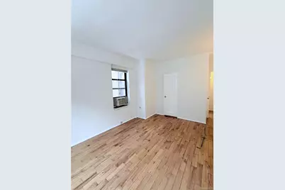 99-21 67 Road #3A, Forest Hills, NY 11375 - Photo 16