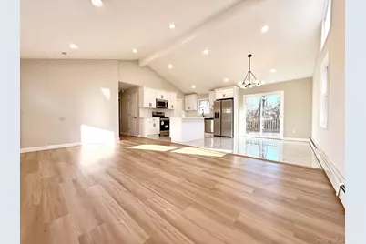 53 W Yaphank Road, Medford, NY 11763 - Photo 10