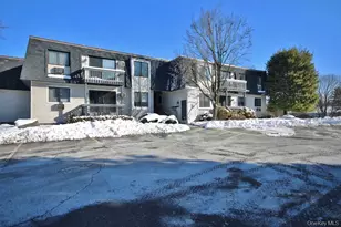 108 Drew Ln, Carmel, NY 10512 - Photo 2